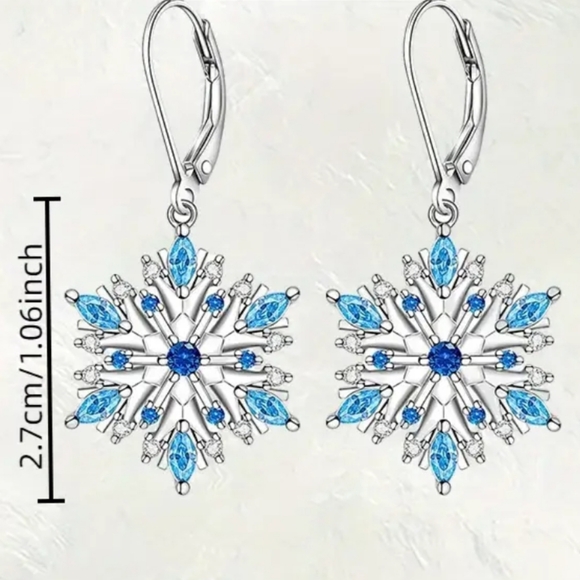 Festive Sparkly Snowflake Necklace & Eatring Set. NWOT - Picture 2 of 3